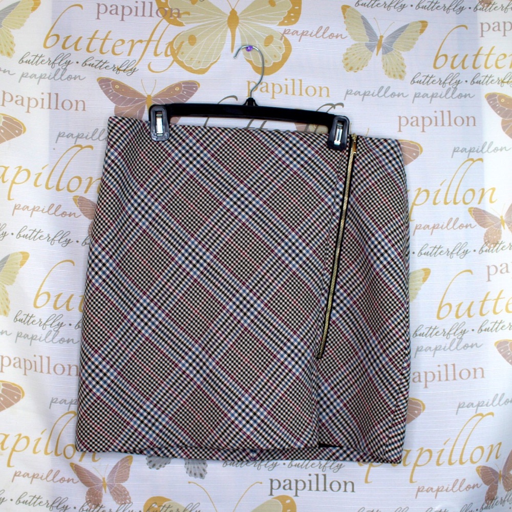 White House Black Market houndstooth zipper skirt